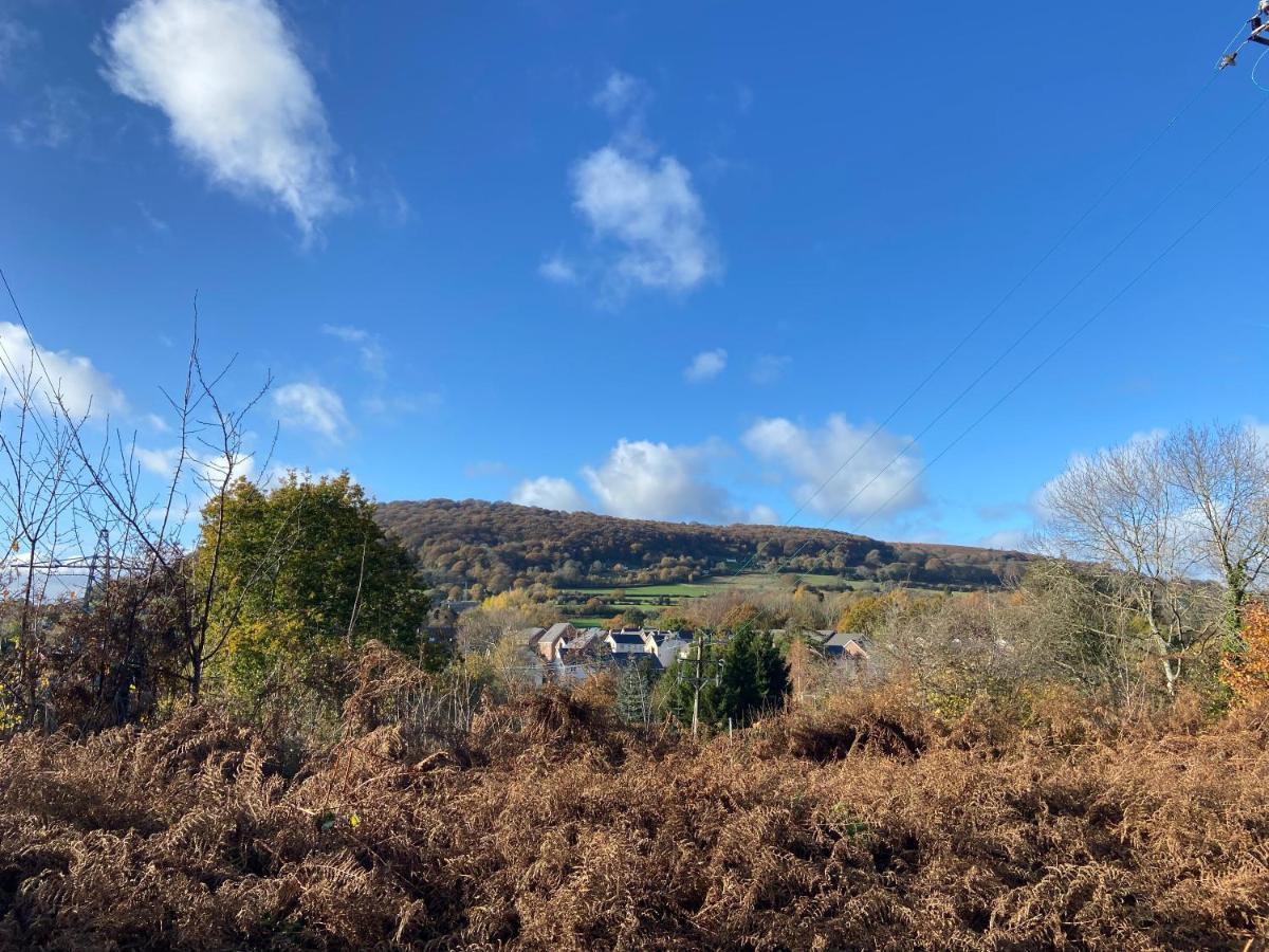 Modern 2 Bed Nestled In The Abergavenny Hills Villa Exterior photo